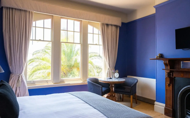 Grande Vue Private Hotel