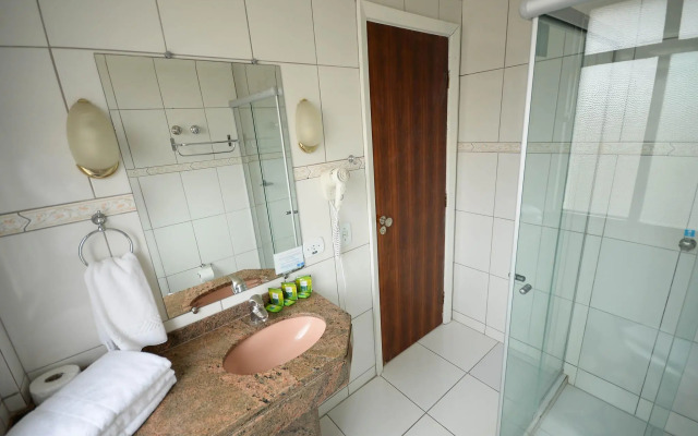 Caravelle Palace Hotel