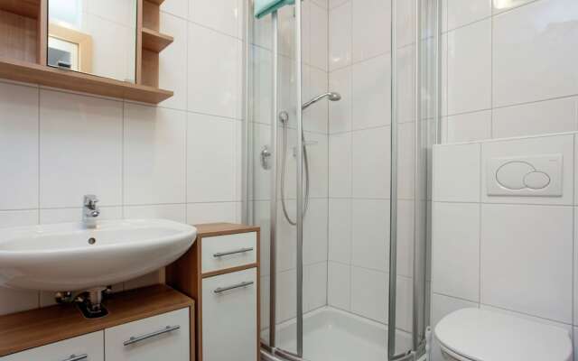 Gorgeous Apartment in Uderns With Parking