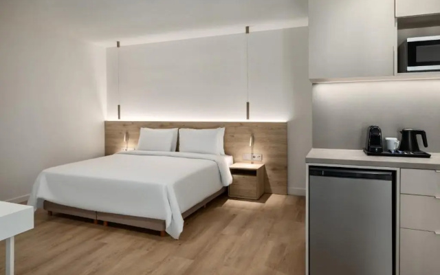 Wyndham Residences Piraeus Marina Zeas