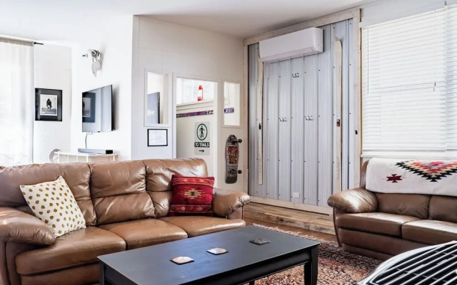 The Downtown Hive by Revelstoke Vacations