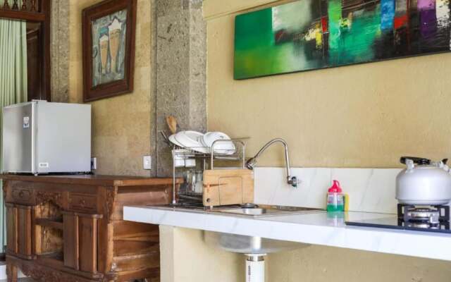 Sari Bamboo Bungalows