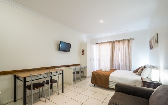 Yamba Waters Holiday Park – Guest Rooms – Yamba