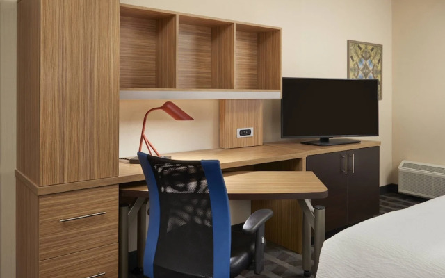 TownePlace Suites by Marriott Oshawa