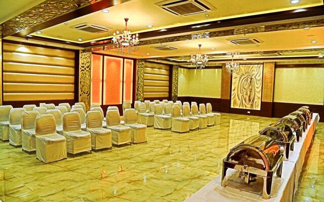 Hotel Taj Heights