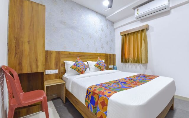 Fabhotel Star
