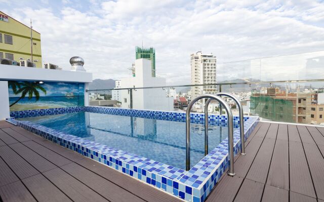 Royal Hotel Nha Trang