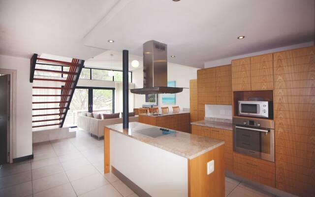 Three Bedroom Apartment in Camps Bay