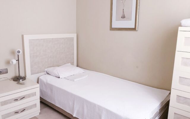 Goldcity Hotel Apartment 3 Bedroom
