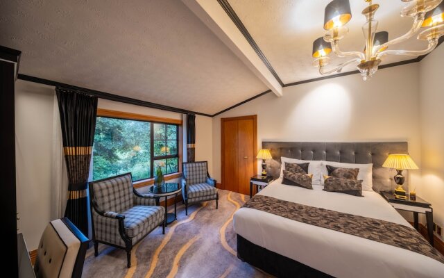 Hana Lodge