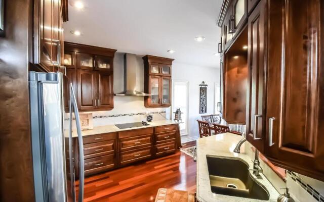 Graystone Bed and Breakfast