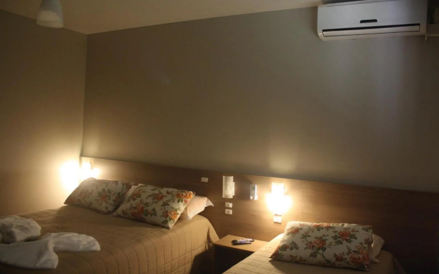 Pousada dos Pinheirais