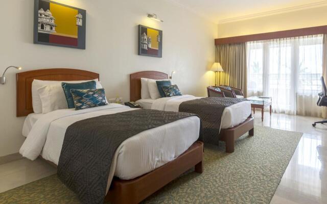 Hotel Naveen Lakeside