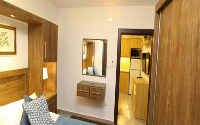 The Royal Luxury Apartments & studios