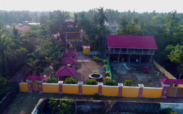 Royal House And Park