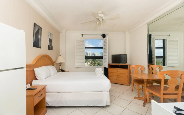 487 Partial Ocean View Hollywood