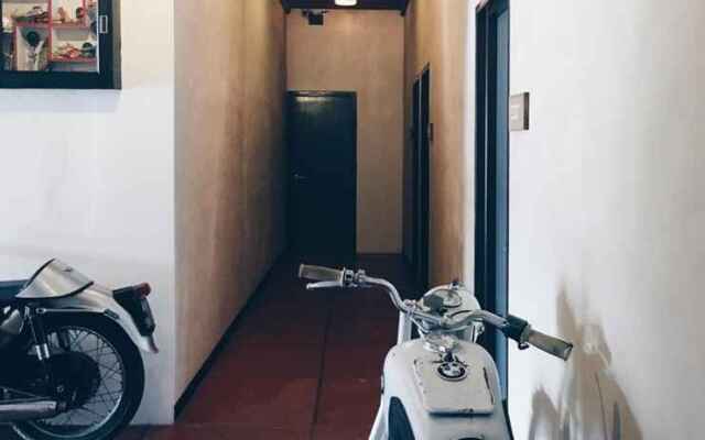 Rock Wood Hotel