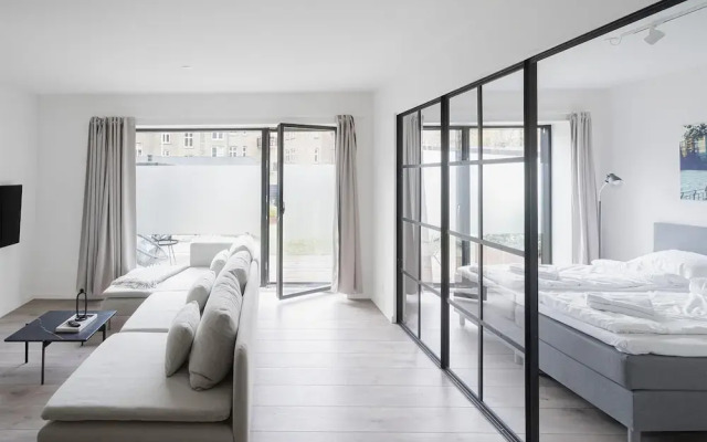 Fantastic 1-bed Apartment w Private Terrace
