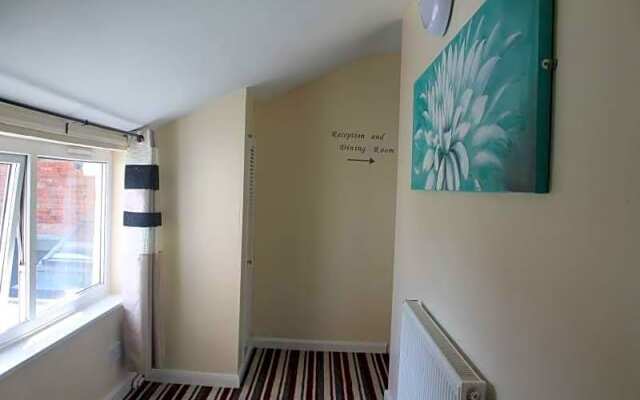 Riverside Guest House
