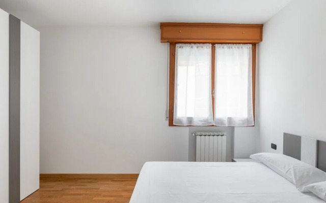 Bologna Modern Apartment by Wonderful Italy