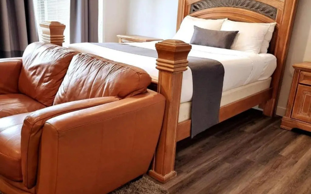 Cozy Spacious 1-BDR Studio #8. FREE Parking