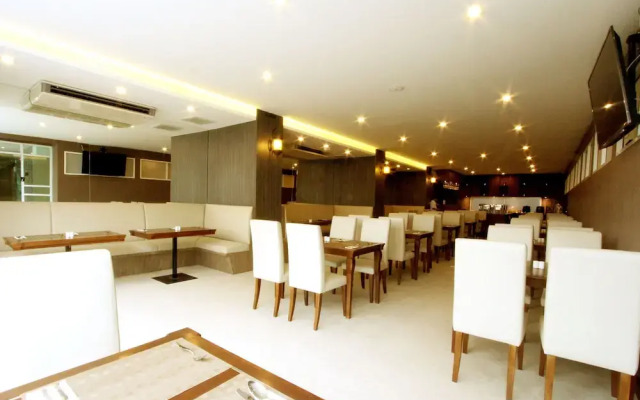 乐曼谷酒店(Le Bangkok Hotel)