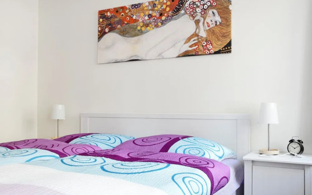 City Park Apartments Ludi