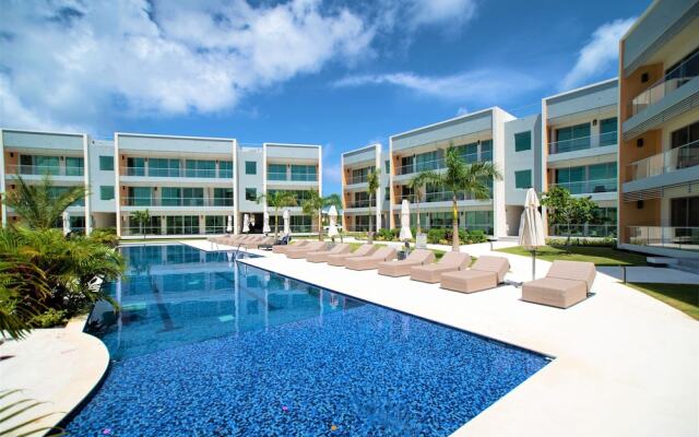 Cayman Luxury Rentals at One Canal Point