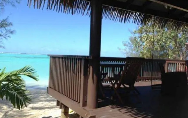 Muri Shores