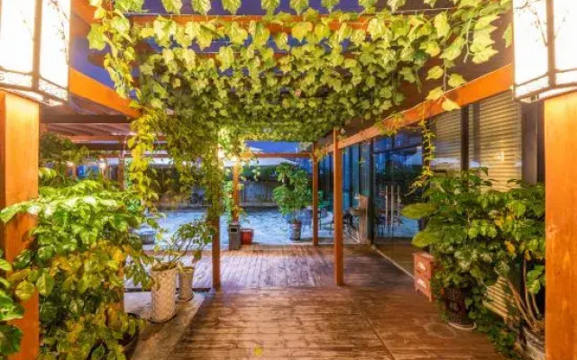 Anshu Hotel