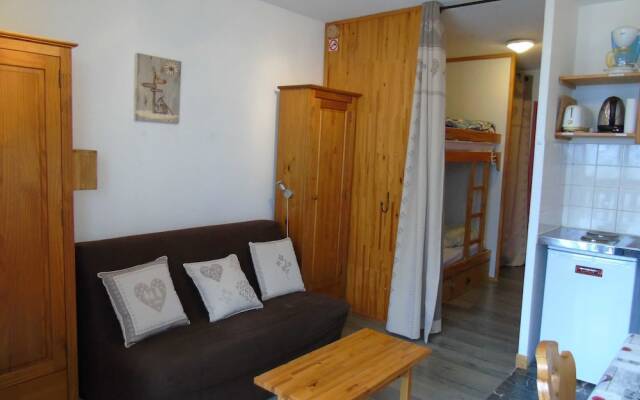 Lou Services Apartment VT433 LSI 001