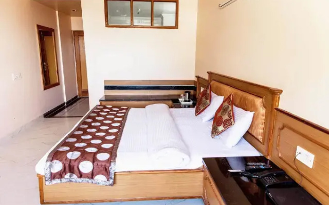 Hotel Subash International