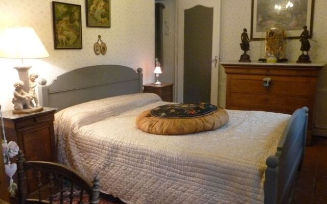 La Ferme Du Pressoir Guest House