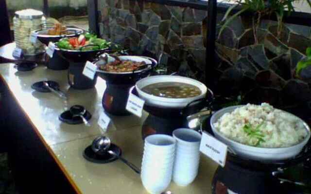Puri 56 Hotel & Resto