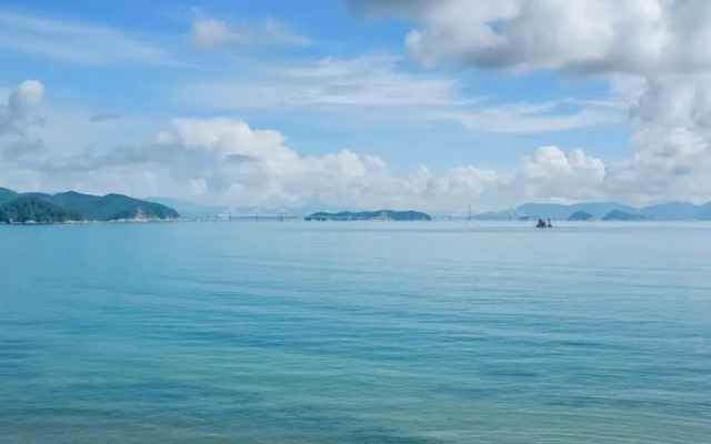 Geoje Swim Pension