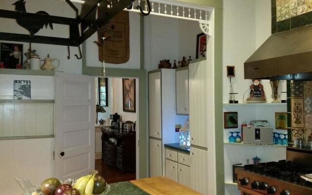 Haiku Plantation Inn Bed & Breakfast