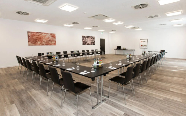 DORMERO Hotel Salzgitter