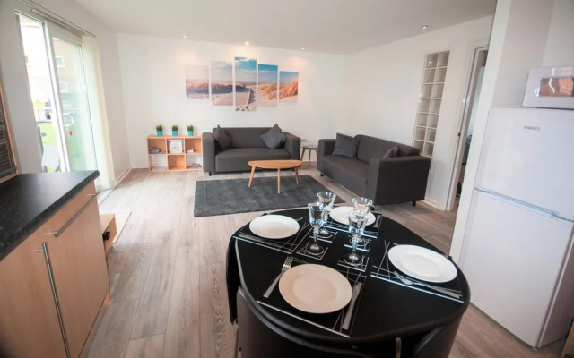 Stylish Coastal Apartments