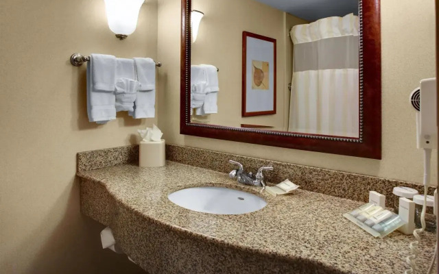 Hilton Garden Inn Akron Canton Airport