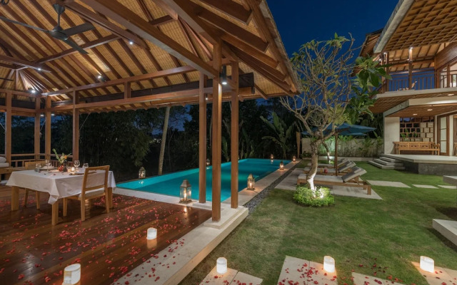 Villa Rusa Biru