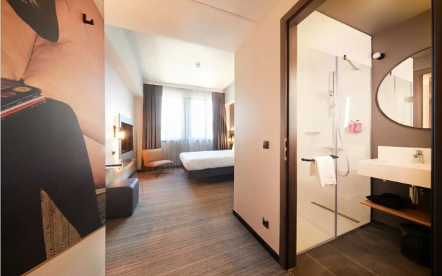 Moxy Bucharest Old Town
