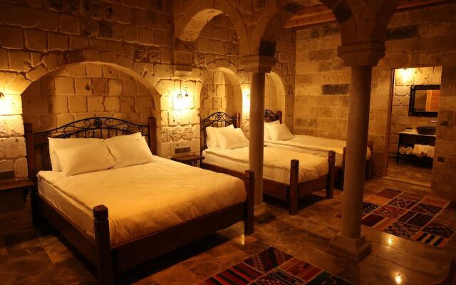 Caverna Hotel Premium Caves