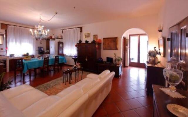 BB Domus Sirmione
