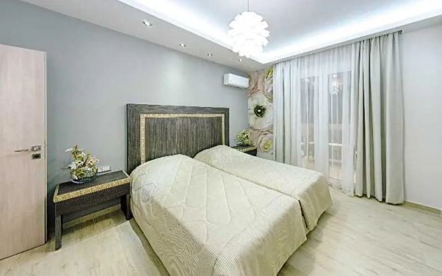Azure Luxury Villas