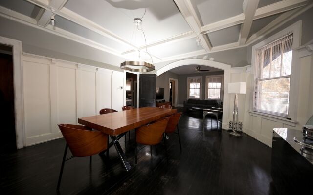Hopkins Park Bed and Breakfast