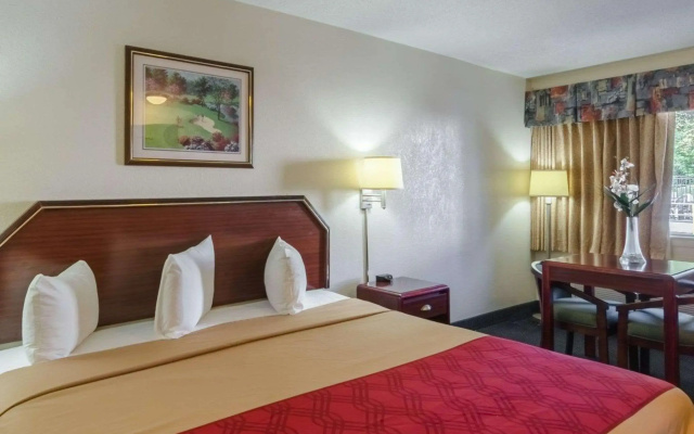 Econo Lodge Williamsburg Historic Area
