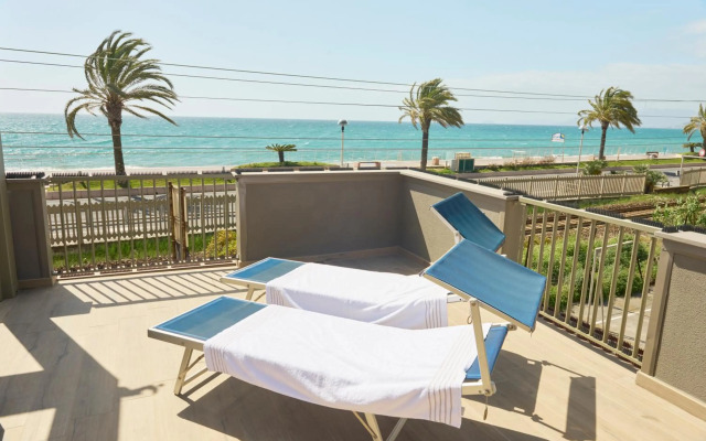 Terrazza sul mare a Pietra Ligure