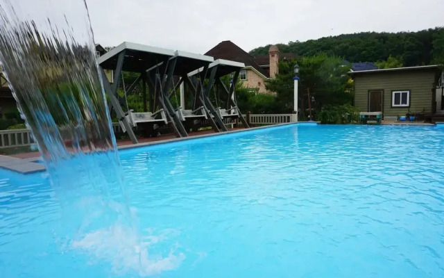 Gyeongju Art In Tiara Pension