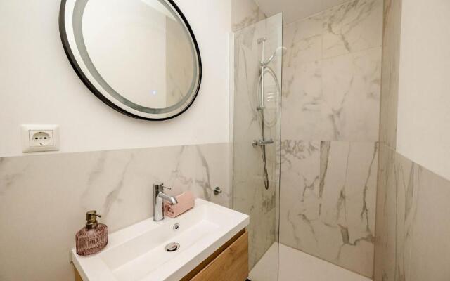 Amsterdam Beach Apartment 52