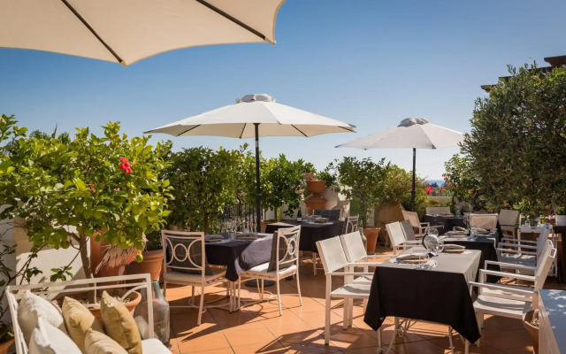 Molo Luxury Suites Puerto Banus